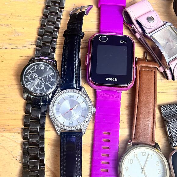 Assorted Watches Used Not Working For Parts Or Pieces lot 2 - Picture 8 of 8